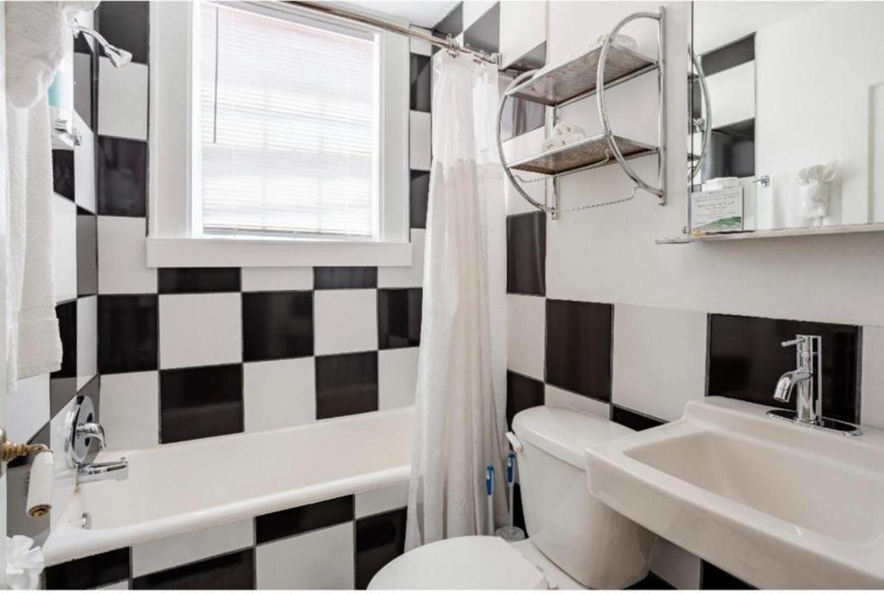 King Bed Walk To Downtown Apartment Сарасота Екстериор снимка
